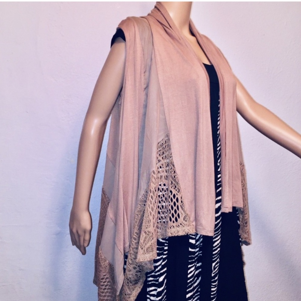 10110 vest cardigan size XL